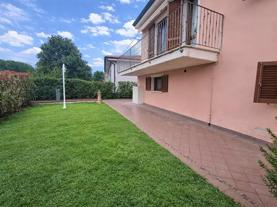 Immagine 23 di Casa indipendente in vendita  a Montopoli In Val D'arno