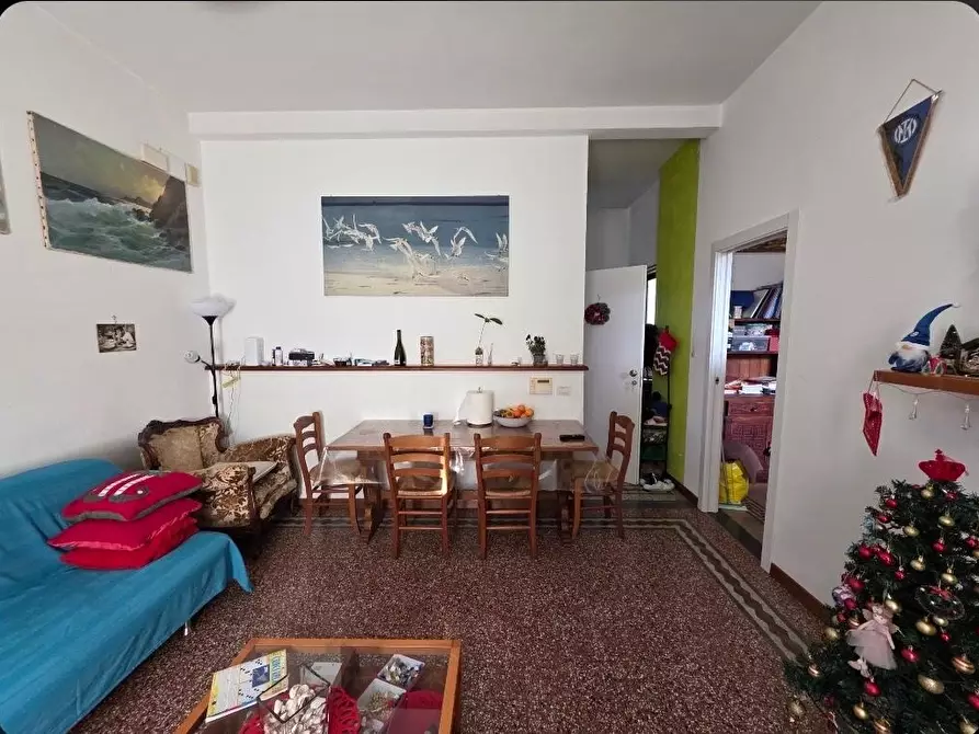 Immagine 3 di Appartamento in vendita  a Viareggio