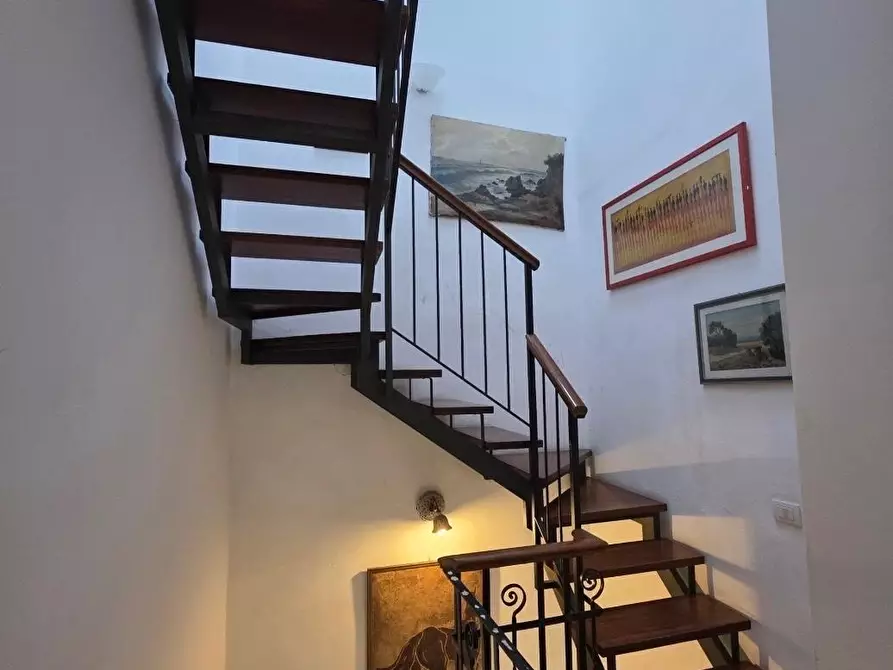 Immagine 12 di Appartamento in vendita  a Viareggio