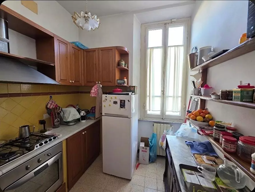 Immagine 6 di Appartamento in vendita  a Viareggio