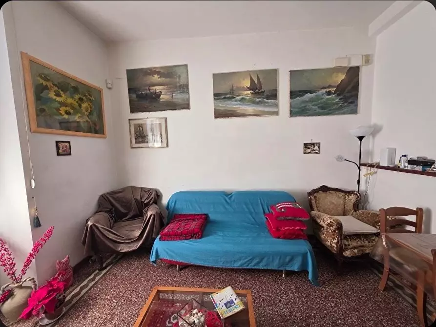 Immagine 2 di Appartamento in vendita  a Viareggio