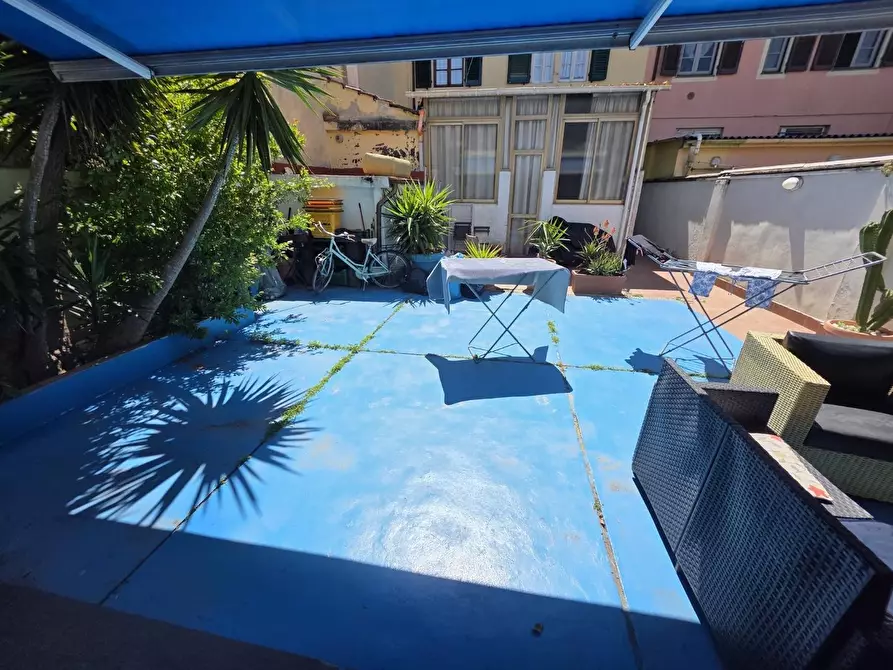 Immagine 11 di Terratetto in vendita  a Viareggio