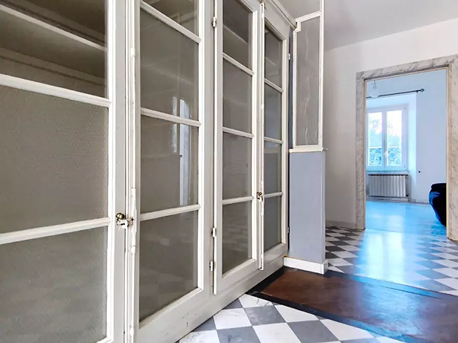 Immagine 6 di Appartamento in vendita  a Carrara