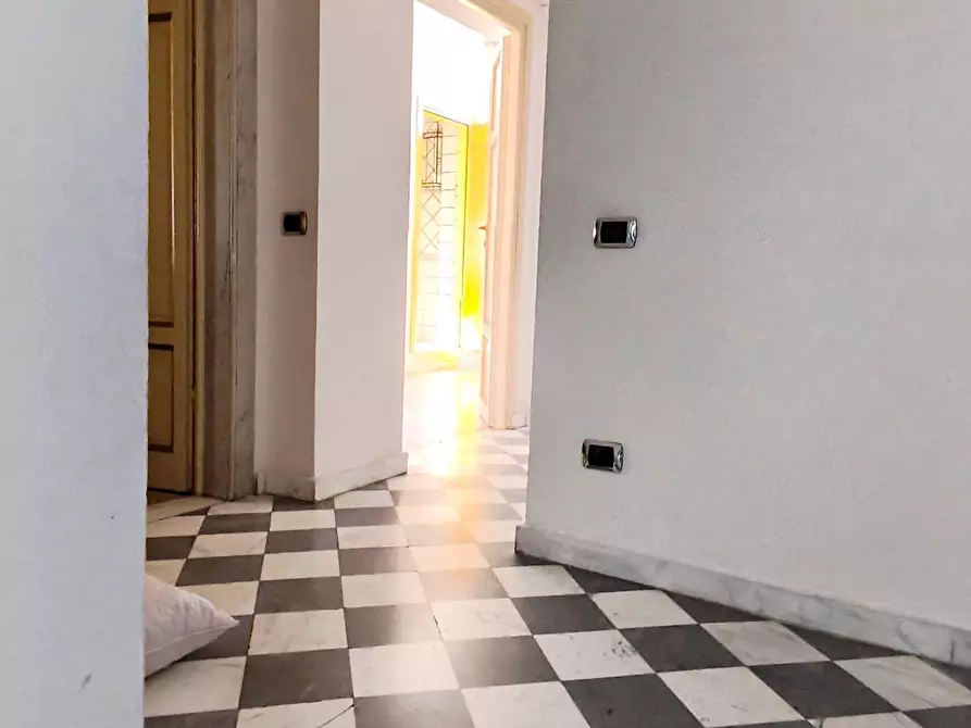 Immagine 7 di Appartamento in vendita  a Carrara