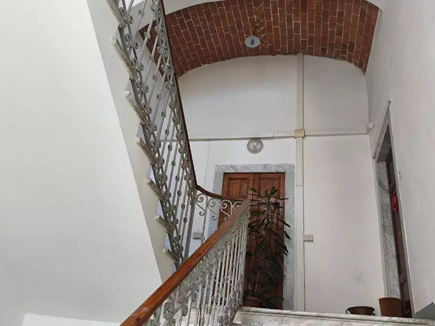 Immagine 21 di Appartamento in vendita  a Carrara