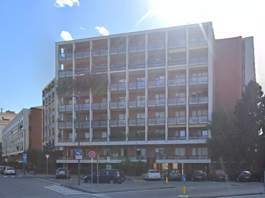 Immagine 2 di Appartamento in vendita  a Torino