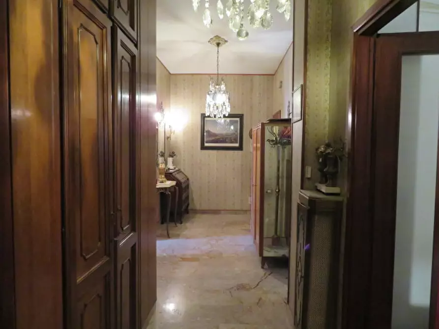 Immagine 15 di Appartamento in vendita  a Torino