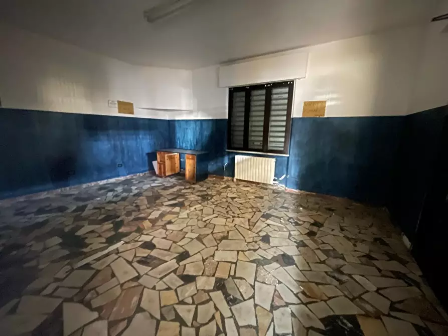 Immagine 4 di Casa indipendente in vendita  a Carrara