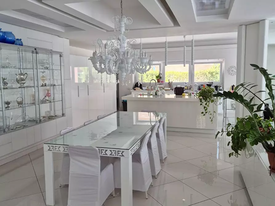 Immagine 1 di Appartamento in affitto  a Pontedera