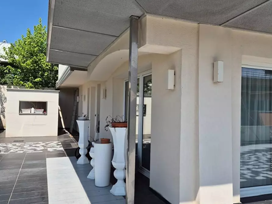 Immagine 18 di Appartamento in affitto  a Pontedera