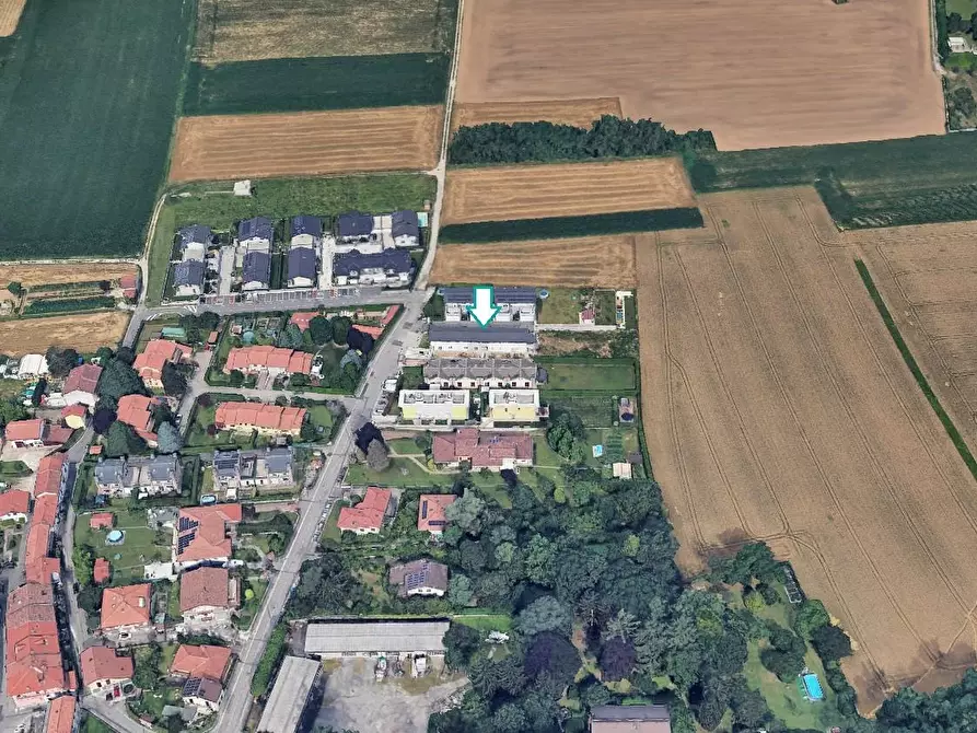 Immagine 3 di Garage in vendita  a Sulbiate