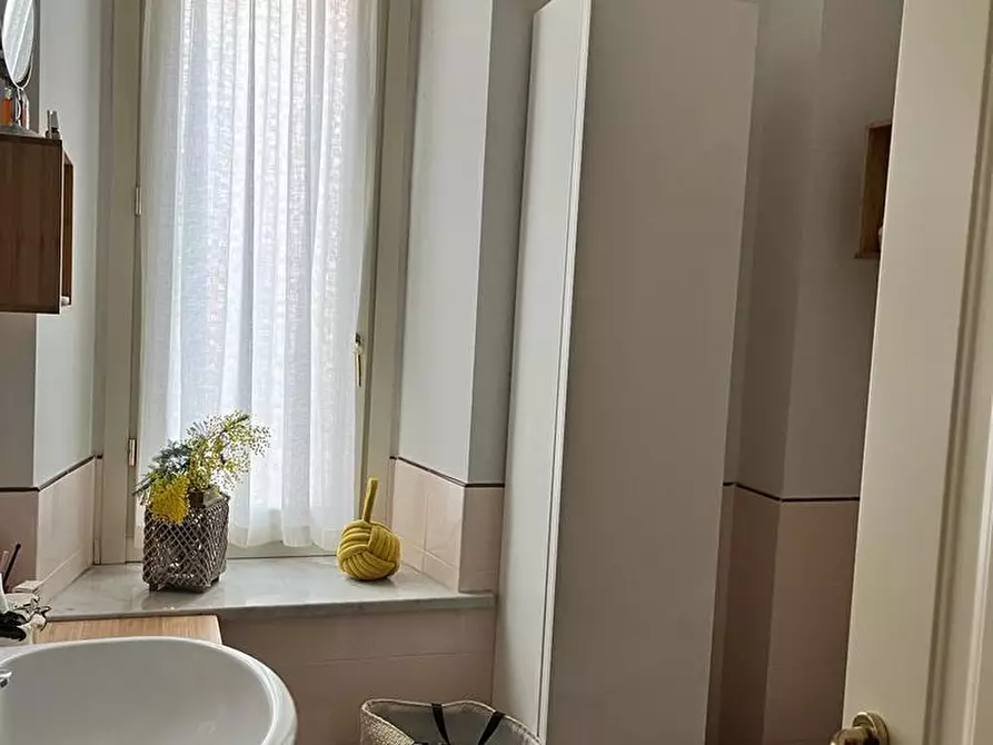 Immagine 13 di Appartamento in affitto  a Livorno