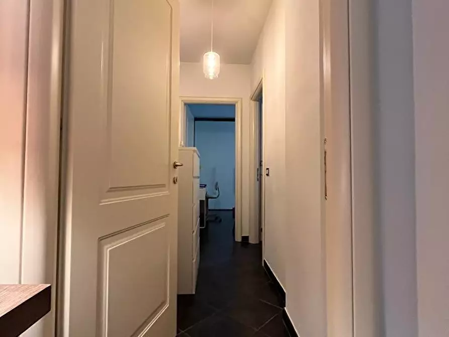 Immagine 9 di Appartamento in affitto  a Livorno