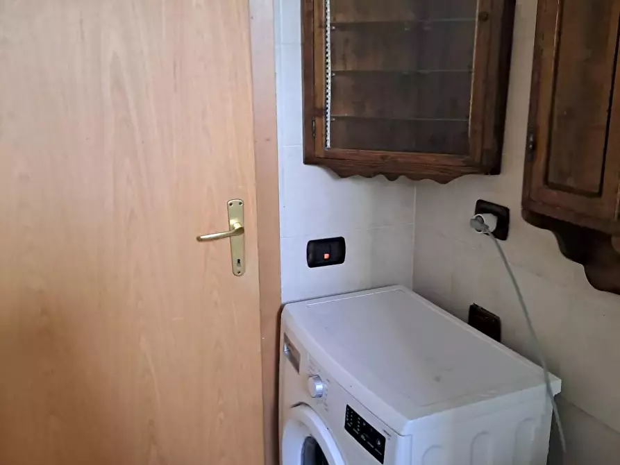 Immagine 6 di Appartamento in vendita  a Livorno