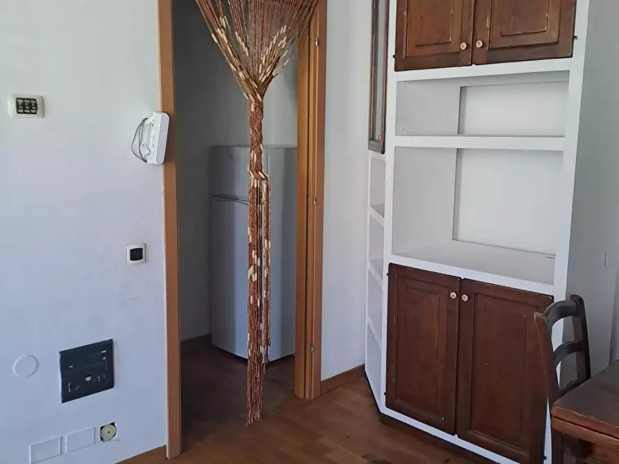 Immagine 5 di Appartamento in vendita  a Livorno