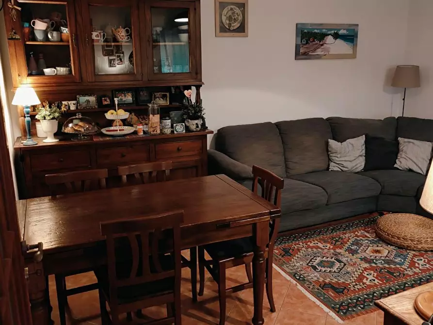 Immagine 3 di Appartamento in vendita  a Livorno