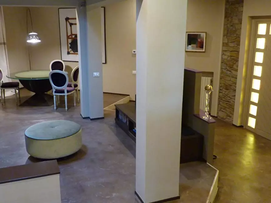 Immagine 4 di Villa in vendita  a Fucecchio