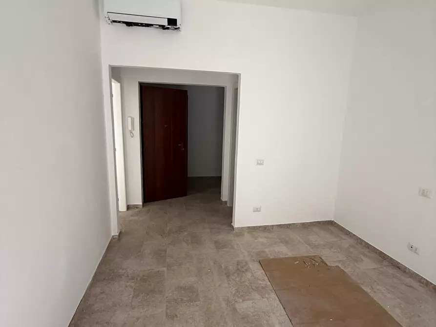 Immagine 4 di Appartamento in vendita  a Viareggio