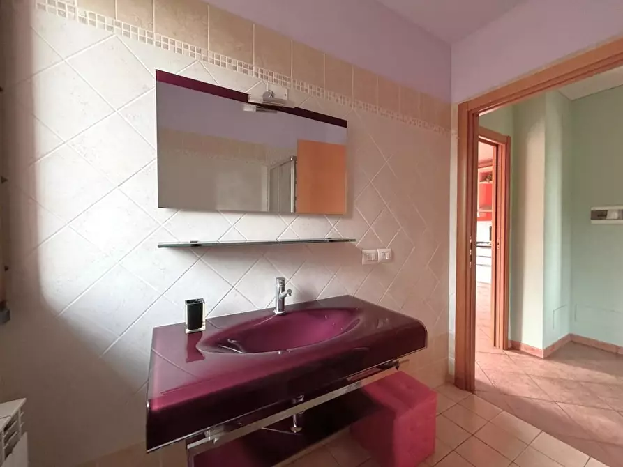 Immagine 21 di Appartamento in vendita  a Santa Maria A Monte