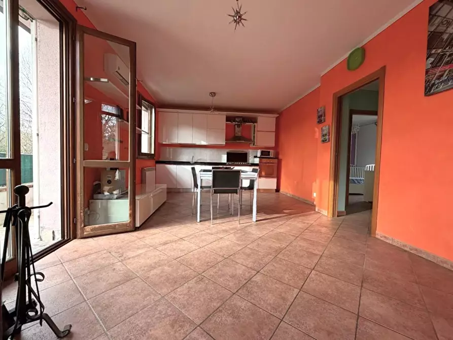 Immagine 5 di Appartamento in vendita  a Santa Maria A Monte