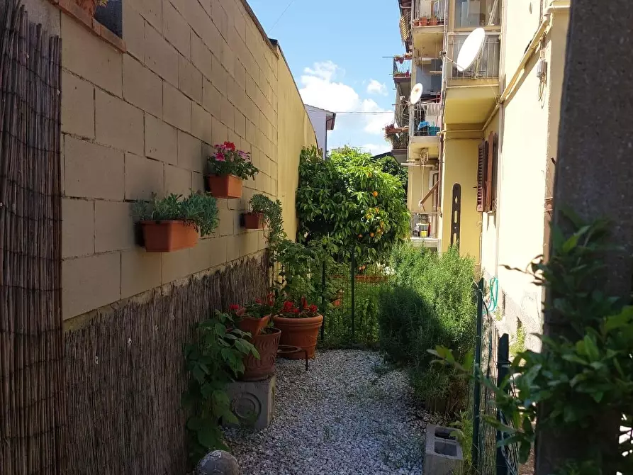 Immagine 24 di Appartamento in vendita  a Lastra A Signa