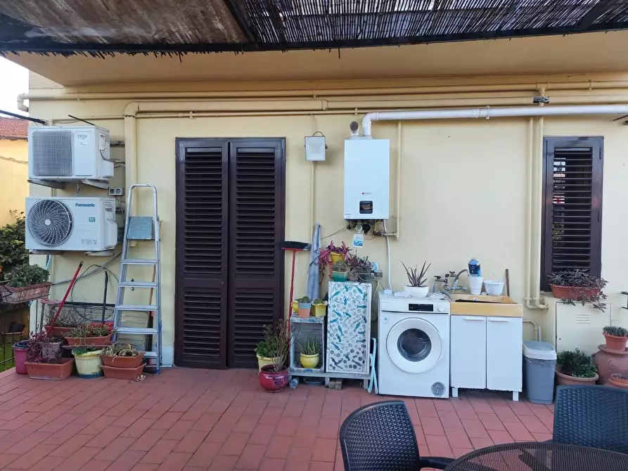 Immagine 23 di Appartamento in vendita  a Lastra A Signa