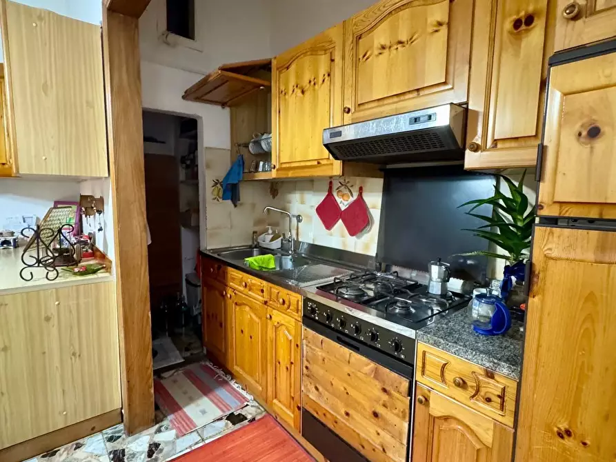 Immagine 6 di Appartamento in vendita  a Lastra A Signa