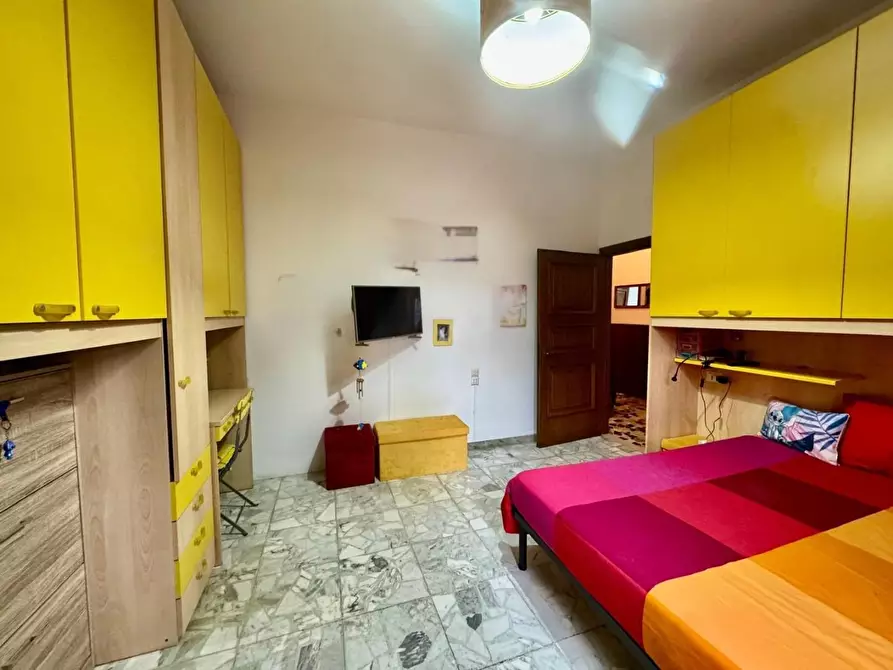 Immagine 11 di Appartamento in vendita  a Lastra A Signa