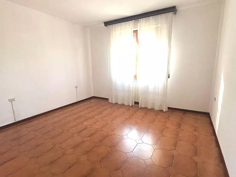 Immagine 5 di Appartamento in vendita  a Crespina Lorenzana