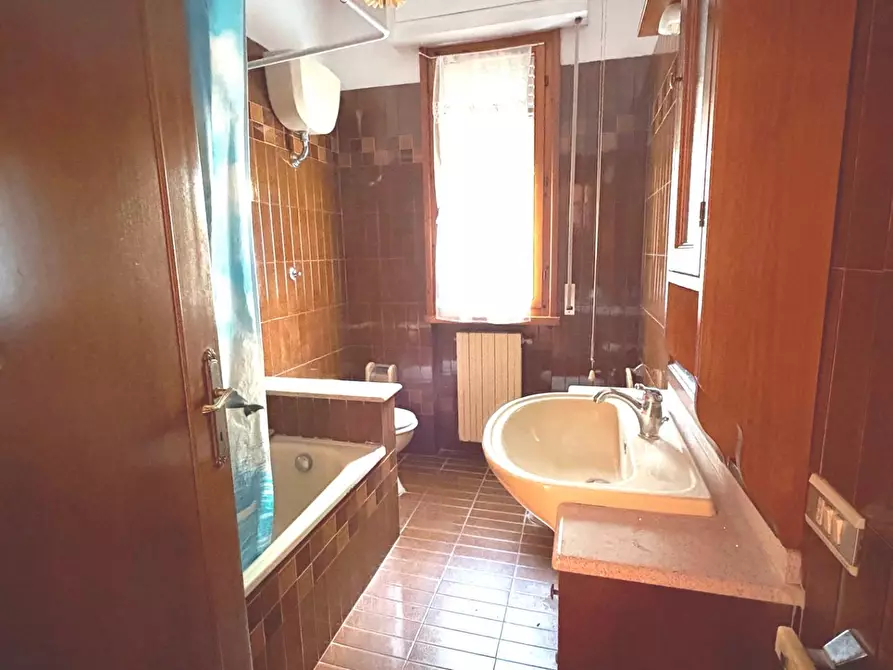 Immagine 7 di Appartamento in vendita  a Crespina Lorenzana