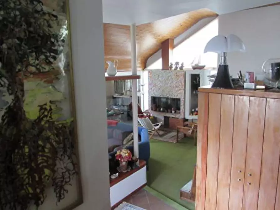 Immagine 13 di Villa in vendita  a Borgo A Mozzano