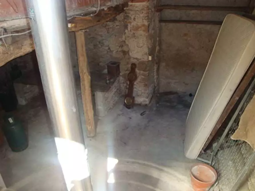 Immagine 4 di Terratetto in vendita  a Camaiore