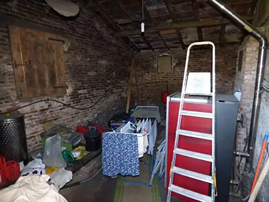 Immagine 7 di Rustico / casale in vendita  a Capannori