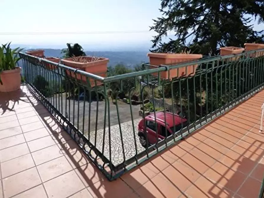 Immagine 4 di Rustico / casale in vendita  a Capannori