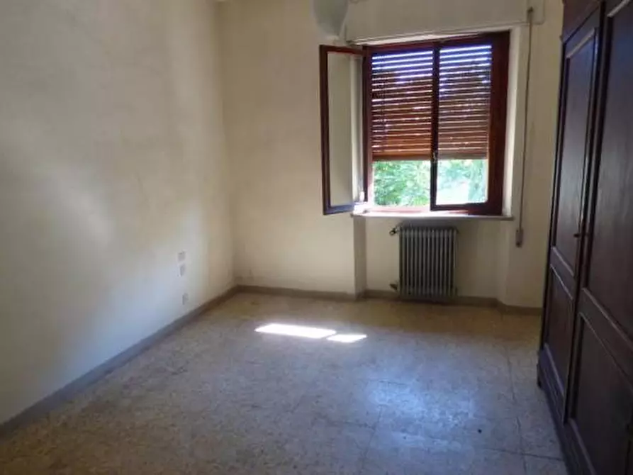 Immagine 10 di Villa in vendita  a Capannori