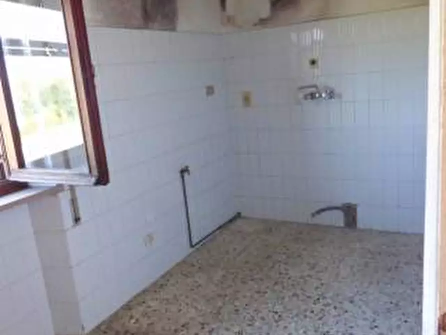 Immagine 18 di Villa in vendita  a Capannori