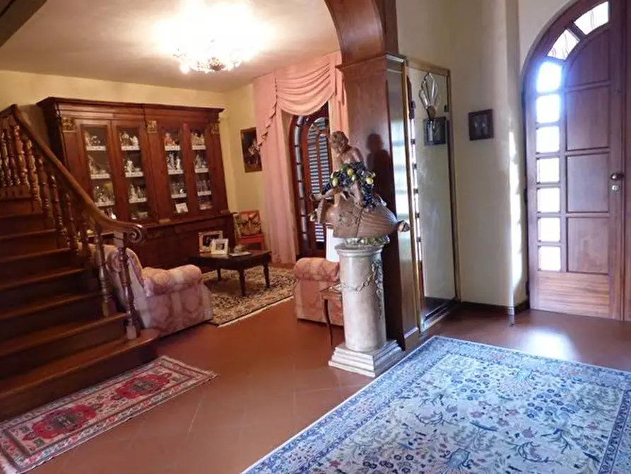 Immagine 29 di Villa in vendita  a Capannori