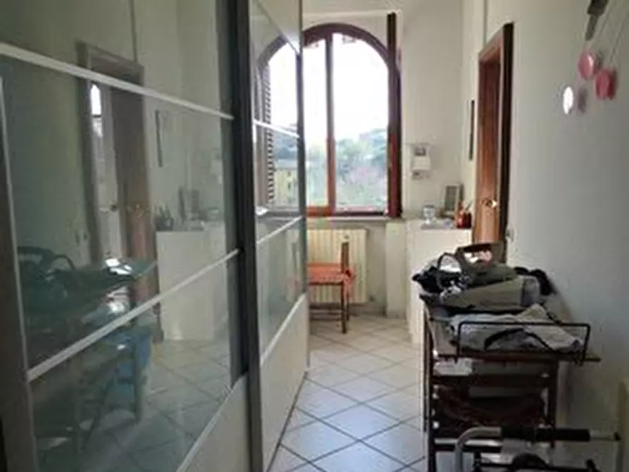 Immagine 31 di Villa in vendita  a Capannori