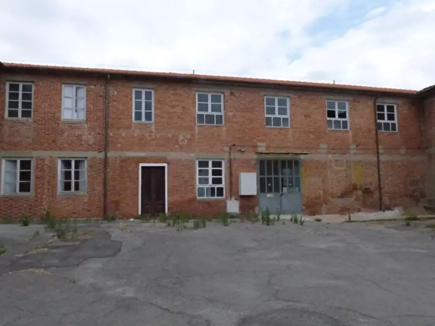 Immagine 1 di Terreno residenziale in vendita  a Capannori