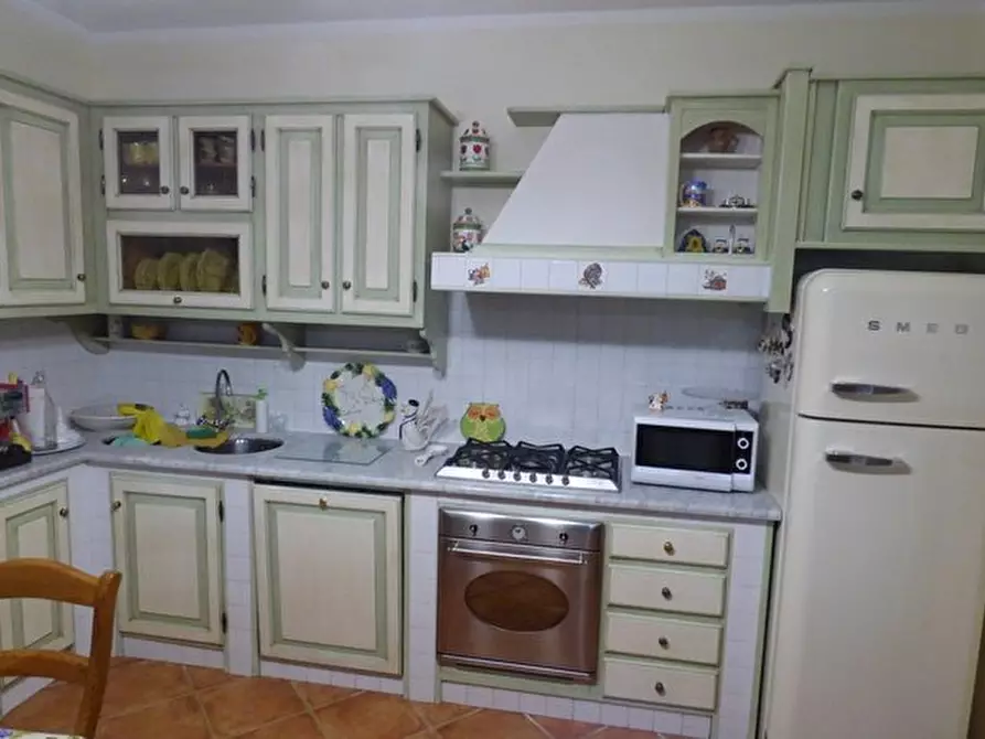 Immagine 3 di Villa in vendita  a Lucca