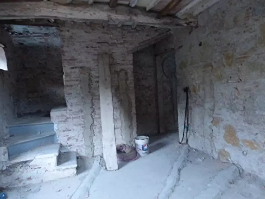 Immagine 10 di Terratetto in vendita  a Lucca