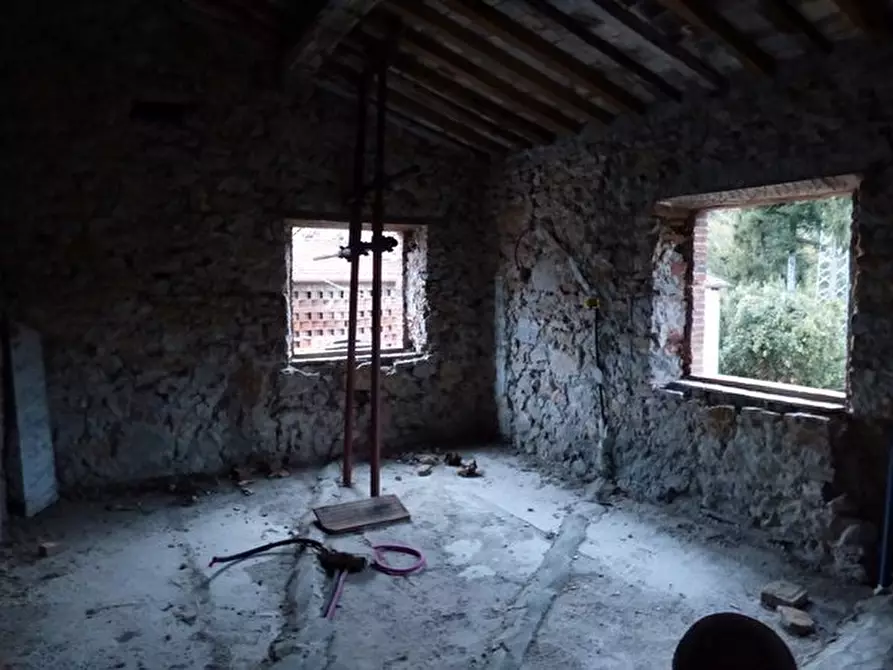 Immagine 11 di Terratetto in vendita  a Lucca