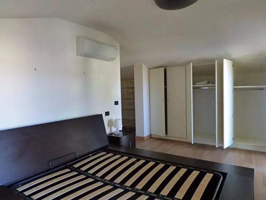 Immagine 36 di Villetta a schiera in vendita  a Lucca