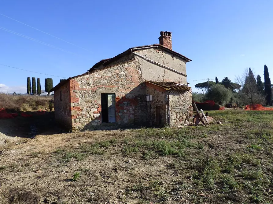 Immagine 6 di Rustico / casale in vendita  a Pescia