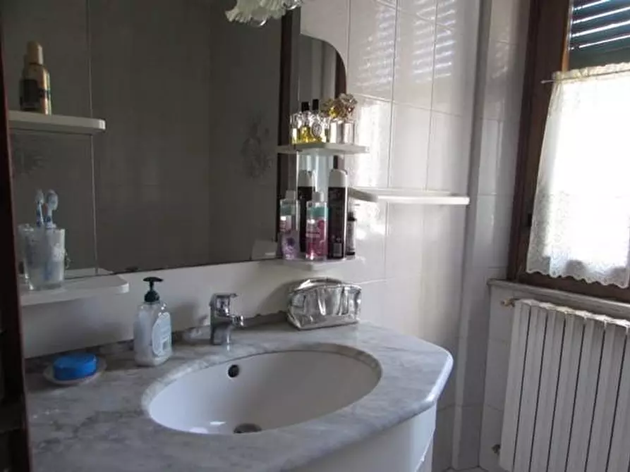 Immagine 38 di Casa indipendente in vendita  a Coreglia Antelminelli