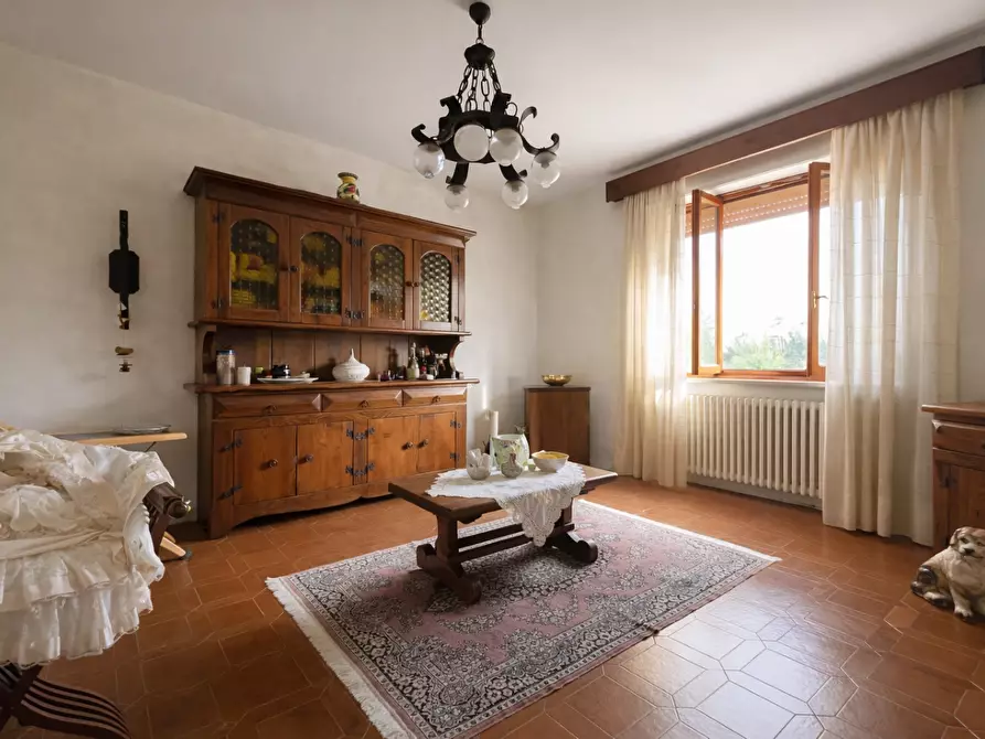 Immagine 17 di Villa in vendita  a Lucca