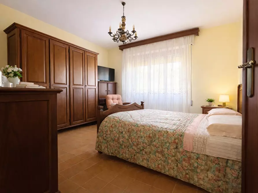 Immagine 16 di Villa in vendita  a Lucca