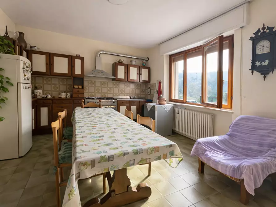 Immagine 15 di Villa in vendita  a Lucca