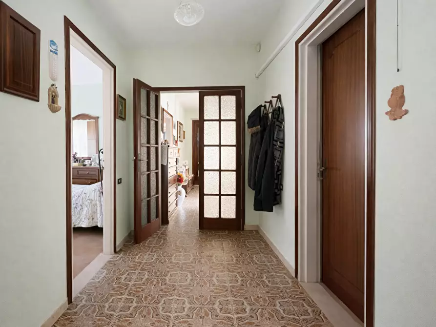 Immagine 26 di Villa in vendita  a Lucca