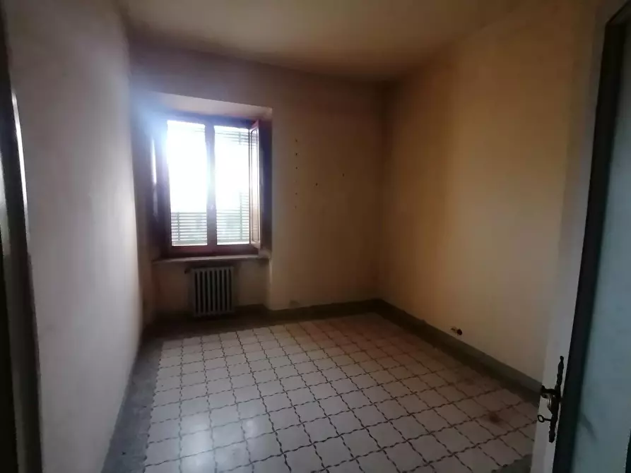 Immagine 12 di Appartamento in vendita  a Gallicano